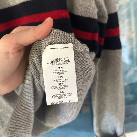 Brandy Melville Bernadette Wool Cashmere‎ Blend Gray with Navy/Red Stripe Across - Picture 4 of 7